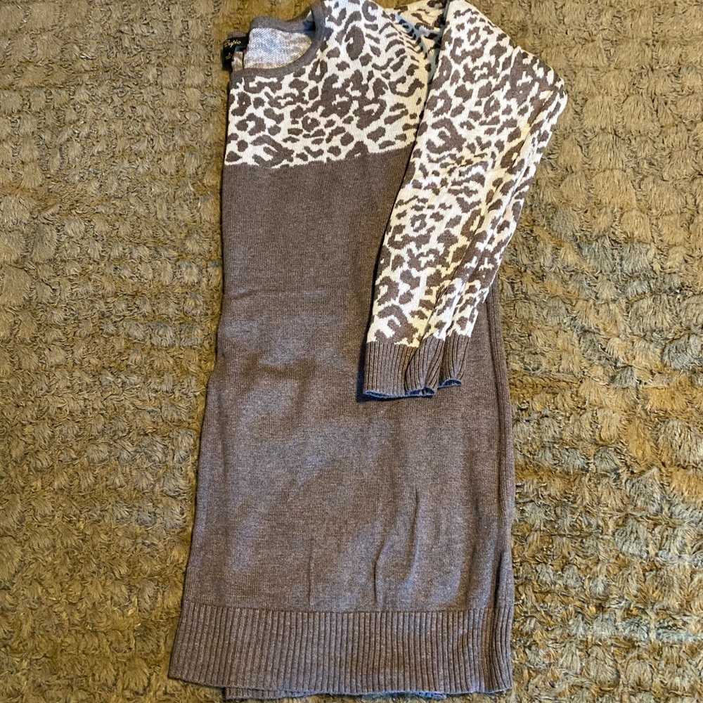 Leopard print sweater